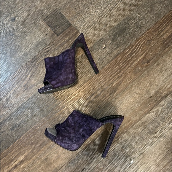 Dark blue heels - Picture 5 of 5